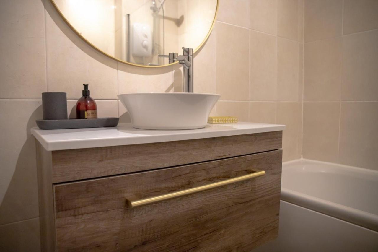 Guestready - Homely Leeds City Apartment Sleep 4 Meanwood Exterior foto
